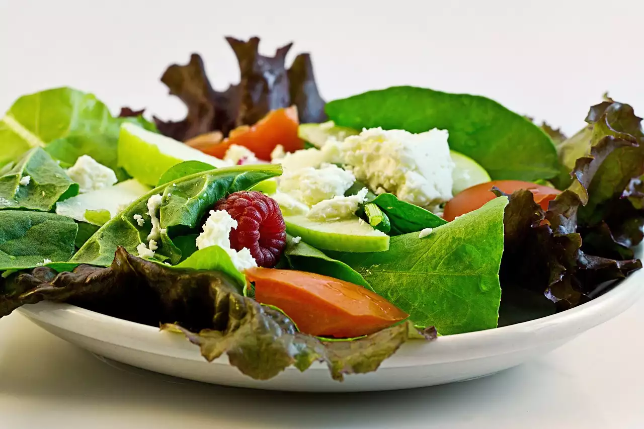 Ensaladas saladas de otoño: recetas con ingredientes de temporada